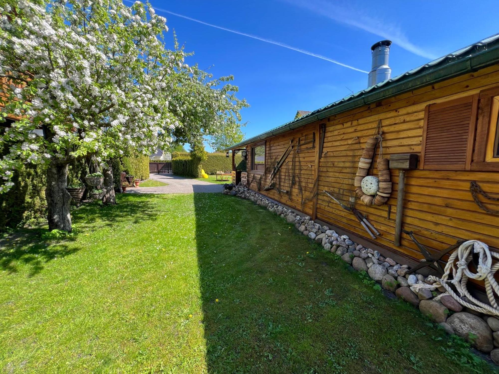 Guest House Melon Jurmala Exterior photo