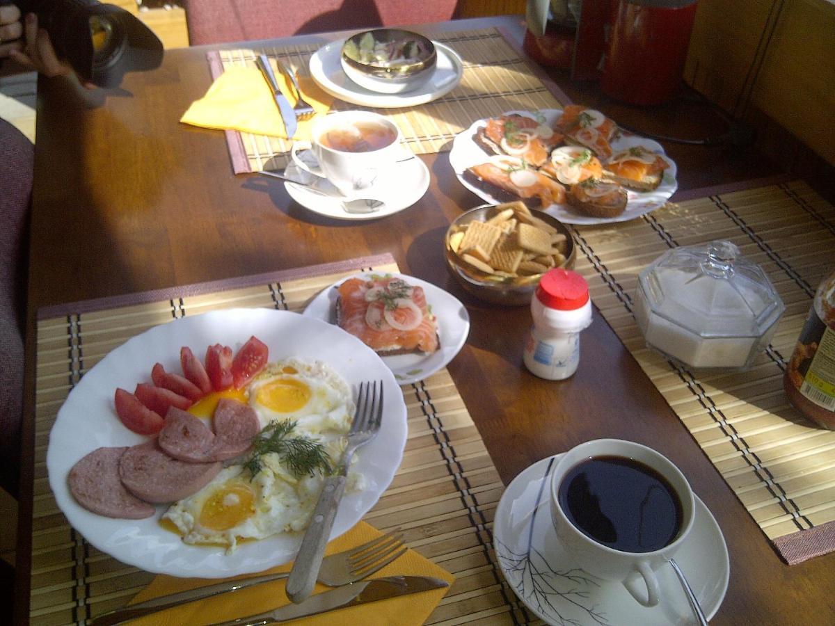 Guest House Melon Jurmala Exterior photo